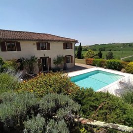 463324bc6745b689f6987785251e32c5362cff88e9192