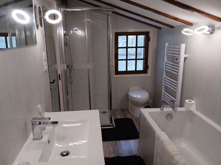 Image No.9-4 Bed House for sale