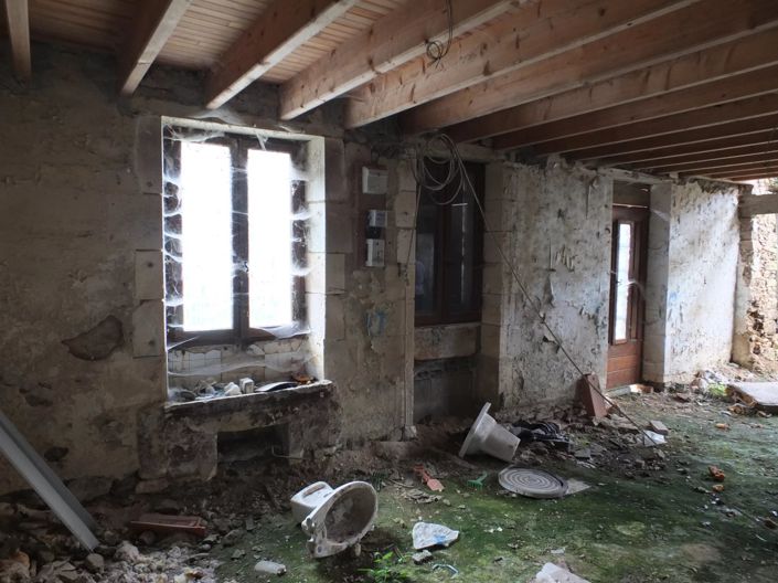 Image No.11-2 Bed Village House for sale