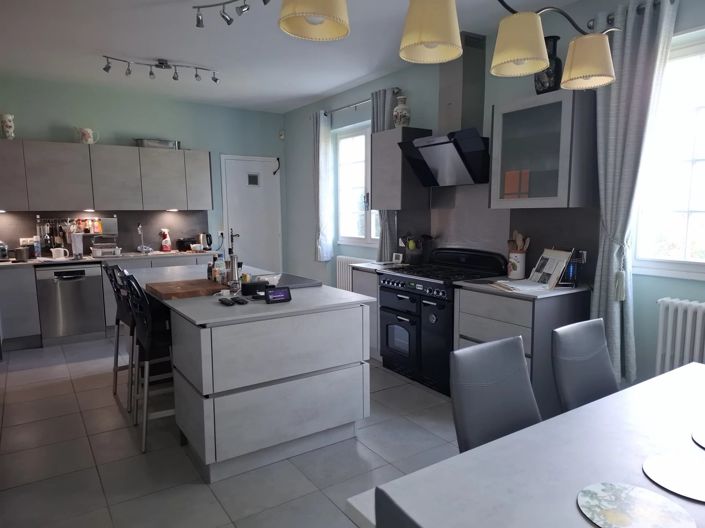 Image No.3-Maison de village de 5 chambres à vendre à Aigre