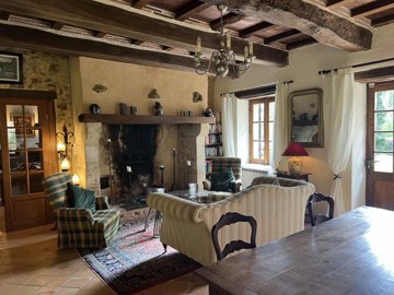 7c805d9bf24670f323f8228c97b16a8ef60024dbf8192