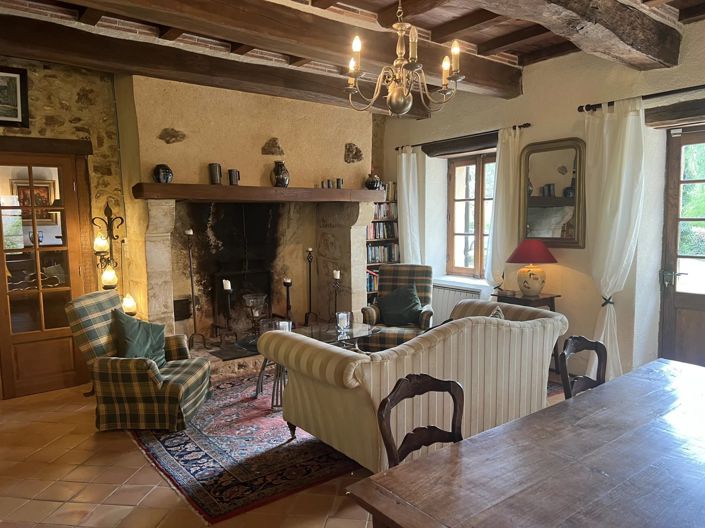 Image No.3-Maison de village de 5 chambres à vendre à Issac