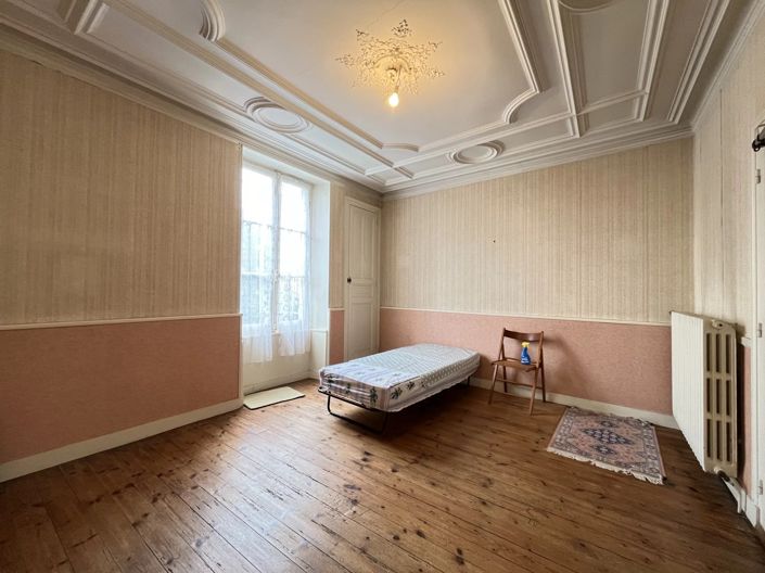 Image No.6-Maison de 2 chambres à vendre à Montmorillon