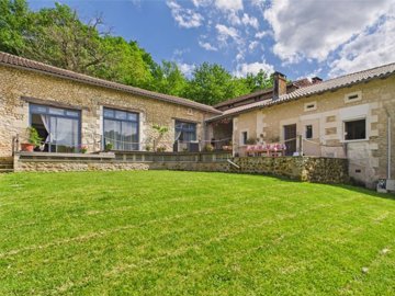 d6661b8083c316af6e4adce3ce34553a1d0c70fb20192