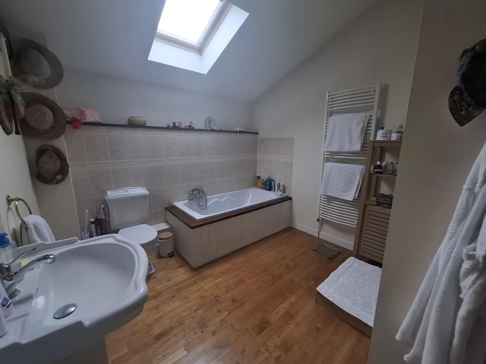 Image No.11-3 Bed Village House for sale