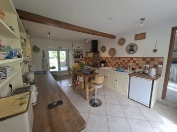 37d3ec94cbf34f19e5682ff04bed720cdf637e03ae192