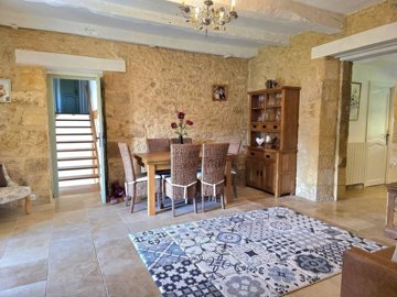 31537ff828859ae75d4d3036bd62a27507d50660d2400