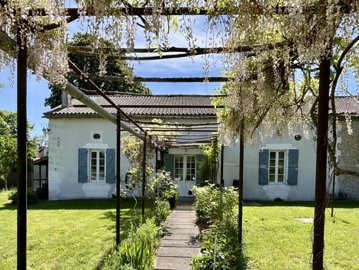 32fe448a0f2ddcd694165b77bbaec5e4b315fda122192