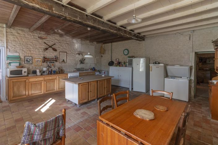 Image No.4-Maison de 7 chambres à vendre à Rouillac