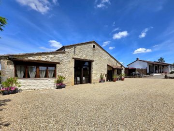 e1391e5cd8bfeaa80f645e7117bdeff5d29722fb20318