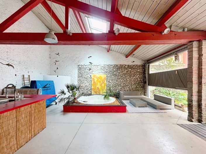 Image No.9-4 Bed House for sale