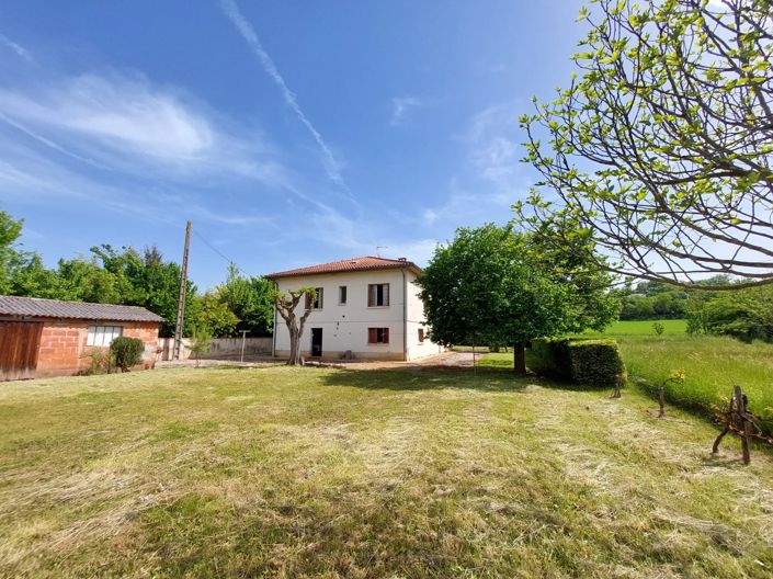 Image No.2-4 Bed House for sale