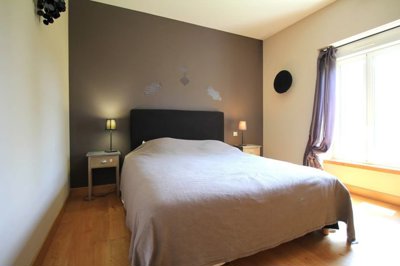 f4c198d238a2bfe1e1eaa3df1430c9129bc173ced2192