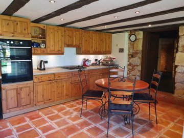 0ba570c8ec455ad080e87b1e8a0f34e1ce634f08b5403