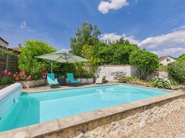 b2932a56c72c82b08c58b44d1672aeb747824799f1192