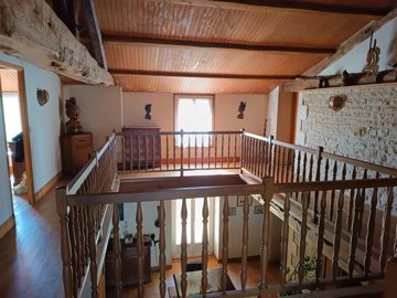 69cd54ee1034debbd8d74aa9e23353ba57bf19b37a192