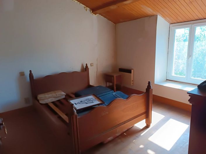 Image No.12-4 Bed House for sale