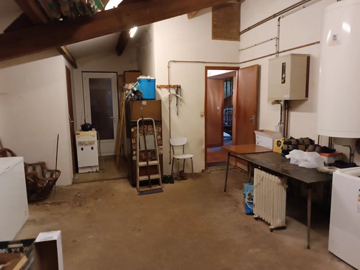 Image No.15-4 Bed House for sale