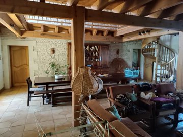 c49bdb6da11662e323ad8b8b6f9e65df132edab993192