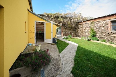 3033d0d2d7fda7b08a3913800cdf985c0caa238598192