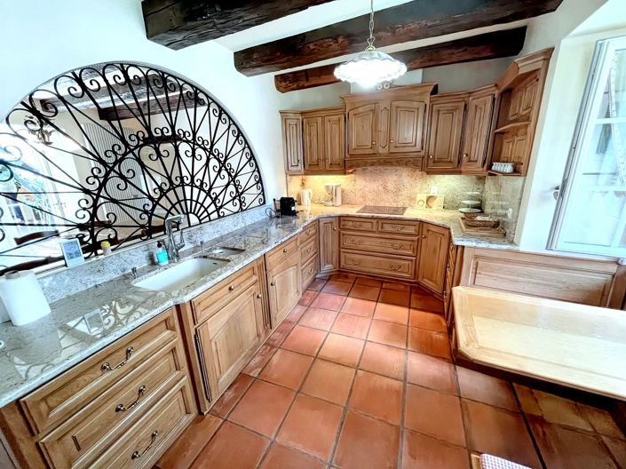 Image No.3-3 Bed House for sale