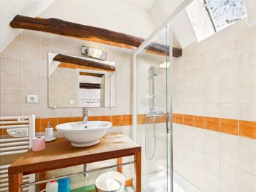 bf6e0cc71b2df8bc335ded5cea7b027cdf621ac565200