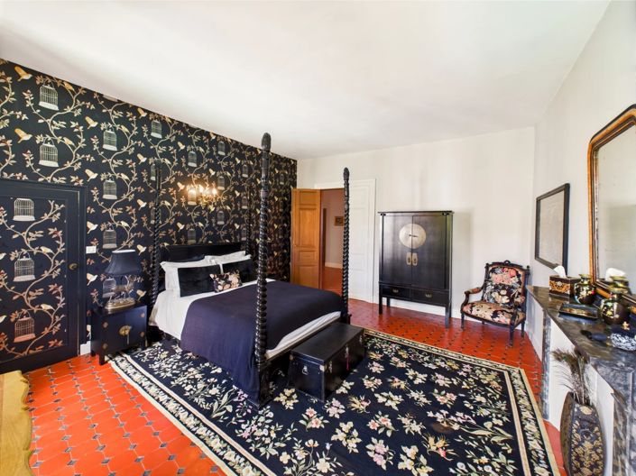 Image No.4-8 Bed House for sale