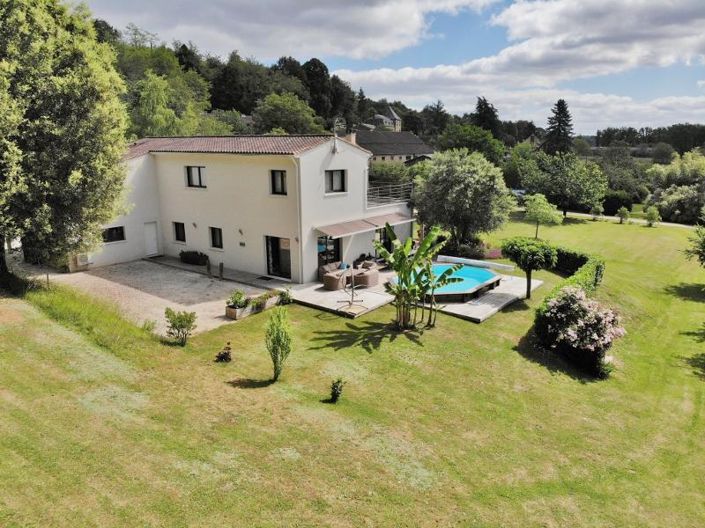 Image No.3-Maison de 4 chambres à vendre à Dordogne