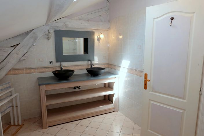 Image No.13-7 Bed House for sale