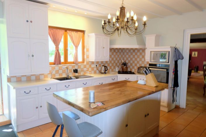 Image No.3-7 Bed House for sale