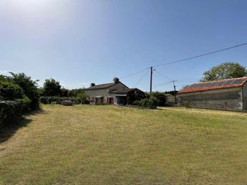 f4b28fb3715018fea9c86aa0d2b83a4cc0bce76b74160