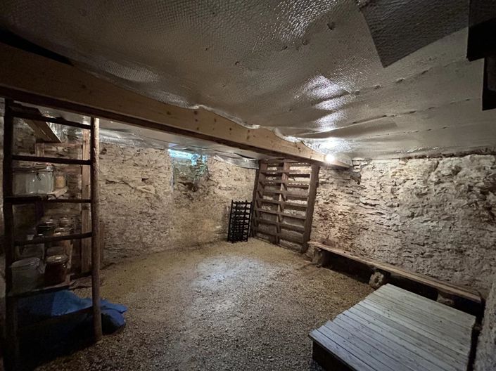 Image No.13-Maison de village de 3 chambres à vendre à Civray