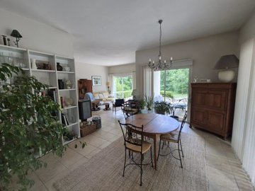 f8c02dfc7686e74c7ad8755a8048a986b3c07d5ff4192