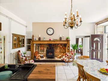 89328bd764a3049dd24b3cd2231dbdf94e58536882192