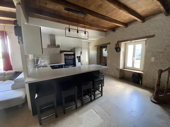 Image No.3-3 Bed House for sale