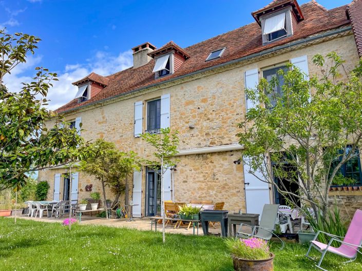 Image No.2-Maison de 7 chambres à vendre à Excideuil