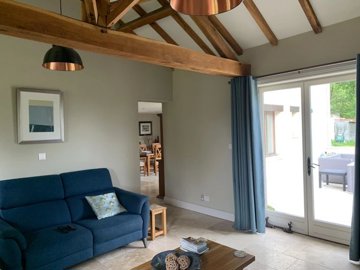 b5fd122e95fe90a91d0f25c9c75e4454c382be4100192