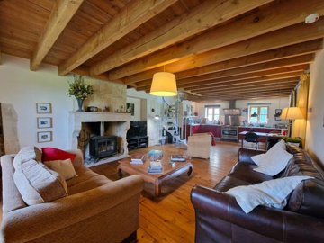 9c34b87122706b691368197776189546ec0b5c3dfd400