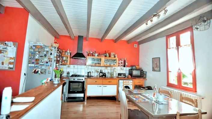 Image No.7-4 Bed House for sale