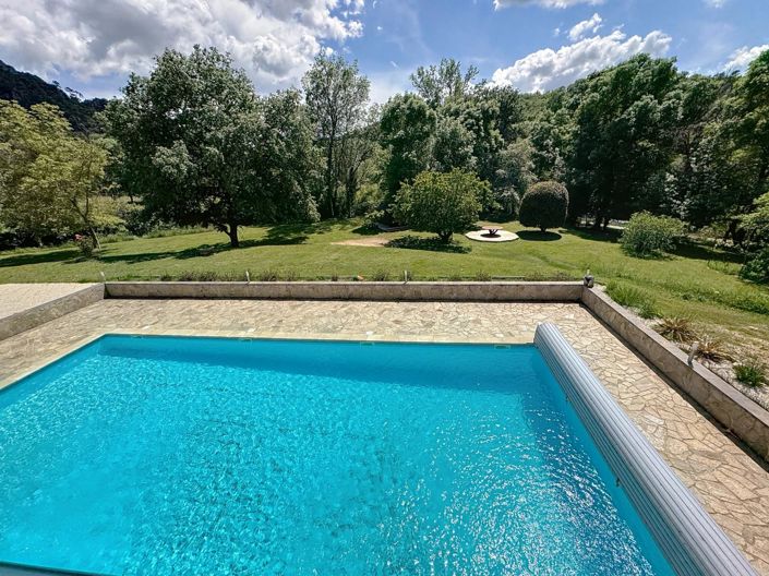 Image No.10-Maison de 10 chambres à vendre à Châteauvert