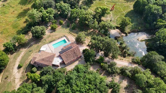 Image No.6-Maison de 10 chambres à vendre à Châteauvert