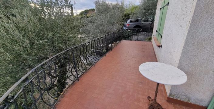 Image No.12-5 Bed House for sale