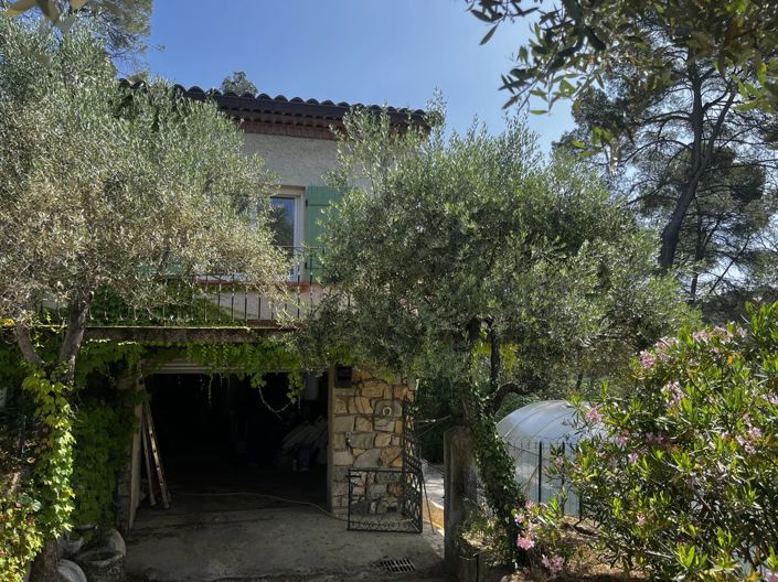 Image No.2-5 Bed House for sale