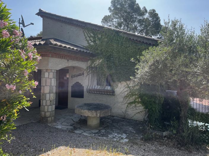 Image No.3-5 Bed House for sale