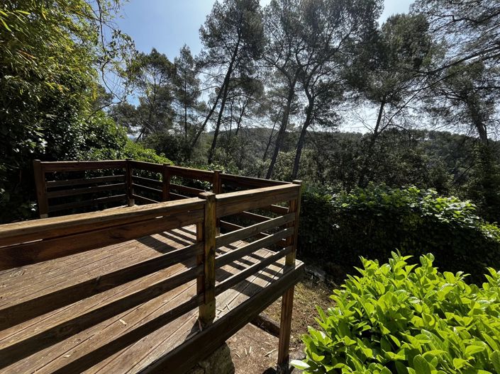 Image No.9-5 Bed House for sale