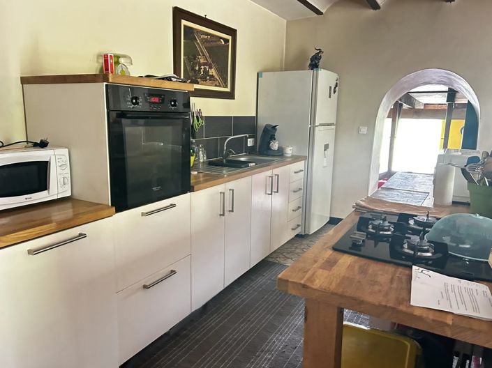 Image No.3-5 Bed House for sale