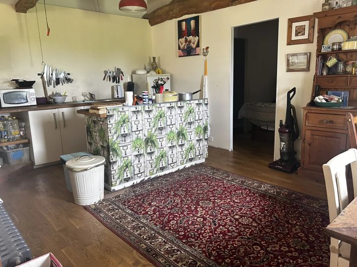 Image No.8-5 Bed House for sale