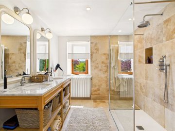 ae8216a81ca792e5902ff2af71246558d80ce638a6192