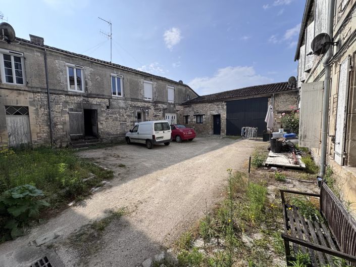 Image No.12-3 Bed House for sale