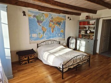 b030aae7d4a55c5a1fed7dc0683002bb3d2f561e3b192